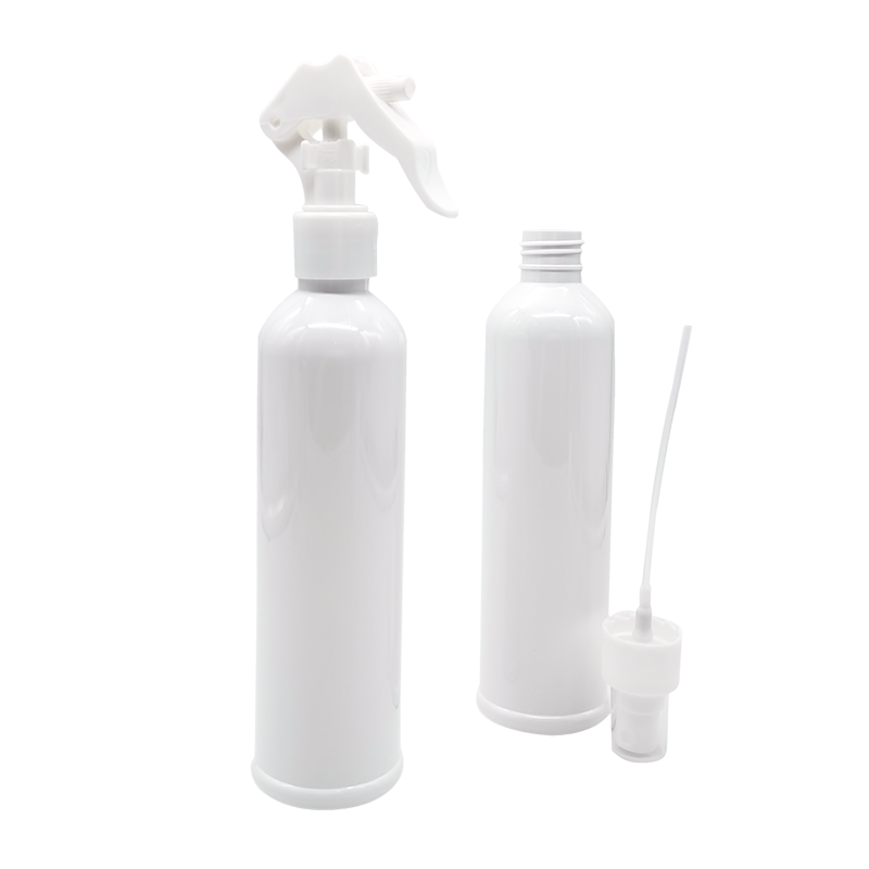 Dünne hohe Sprühflasche